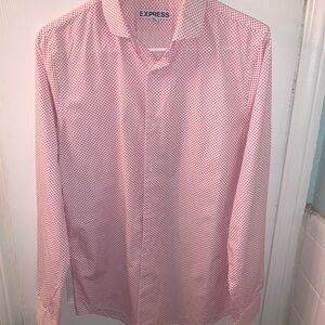 Mens button down shirt size medium. NWOT. In excellent condition